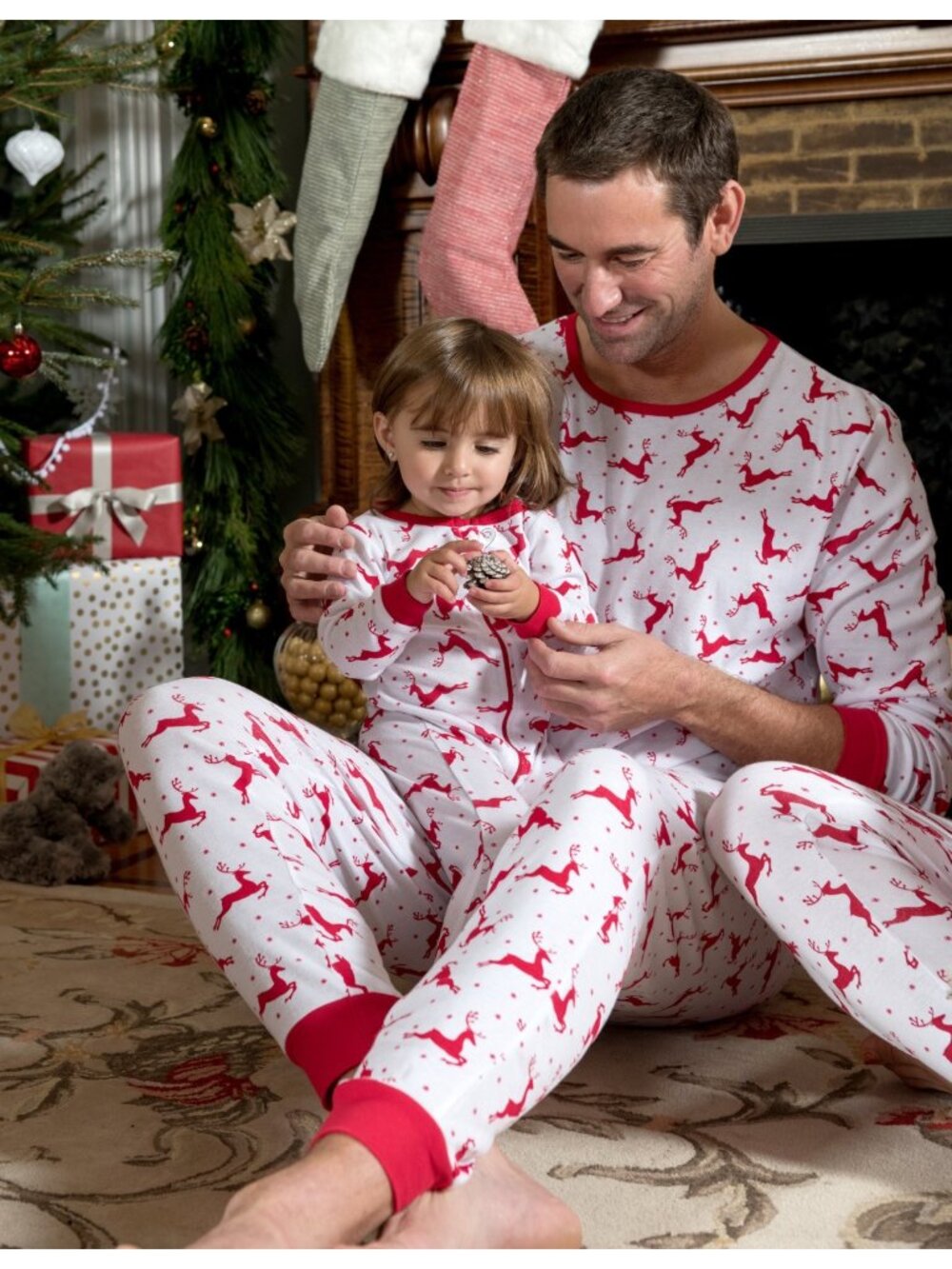 Leveret Mens Reindeer Pajama Set